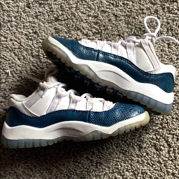Retro Jordan 11 - Picture 3 of 3